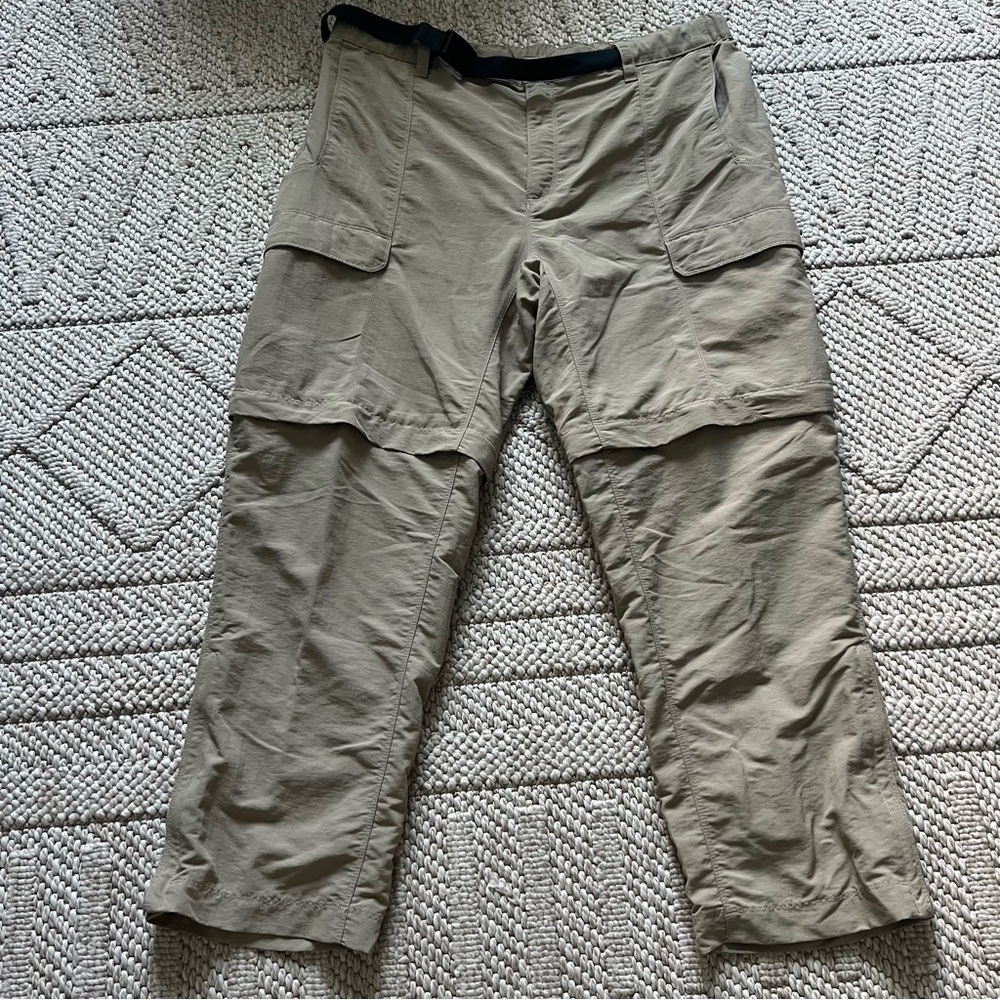 The North Face Men’s Convertible Hiking PANTS XL to Shorts